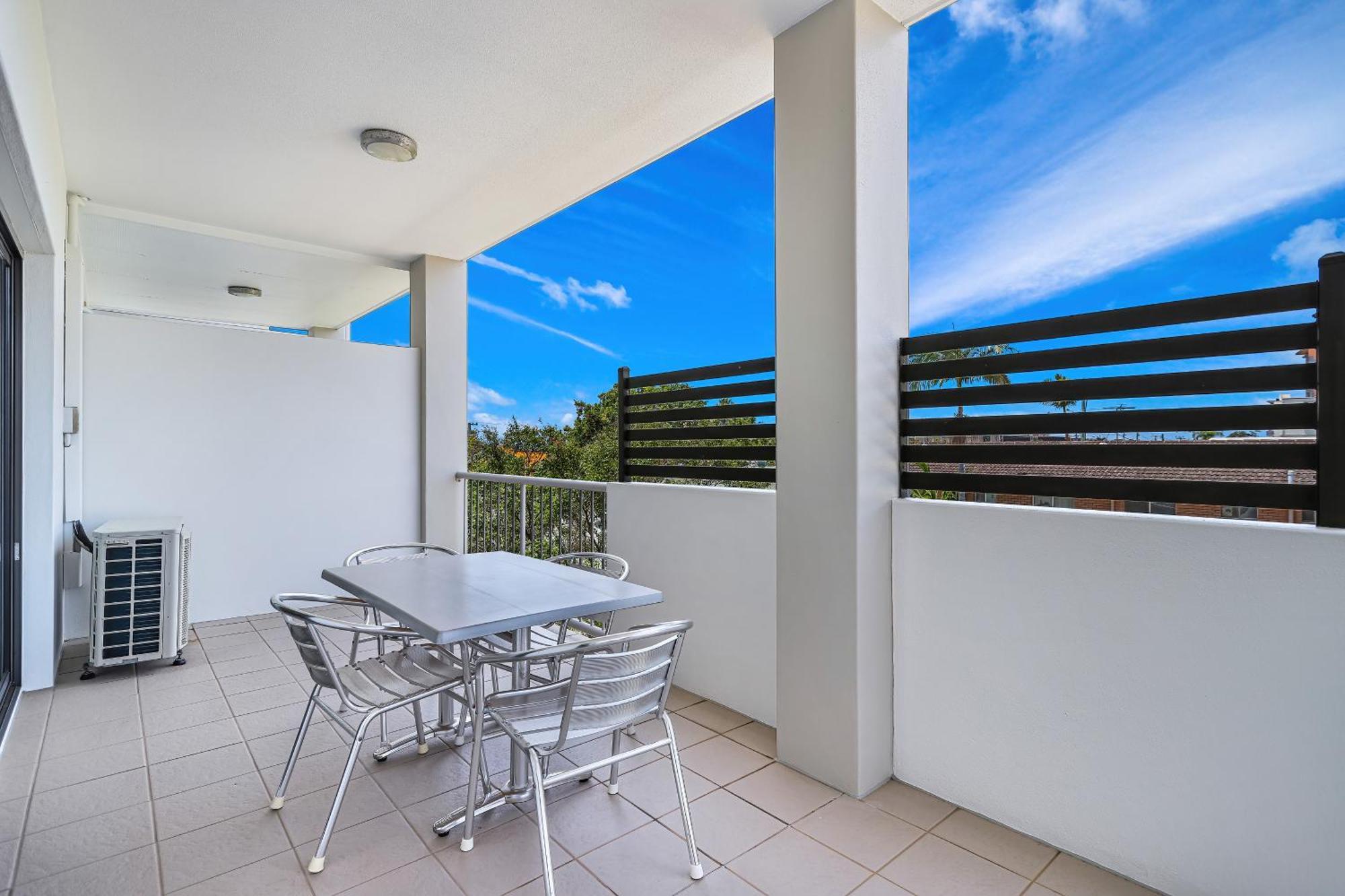 La Vida On Anzac Aparthotel Redcliffe Εξωτερικό φωτογραφία