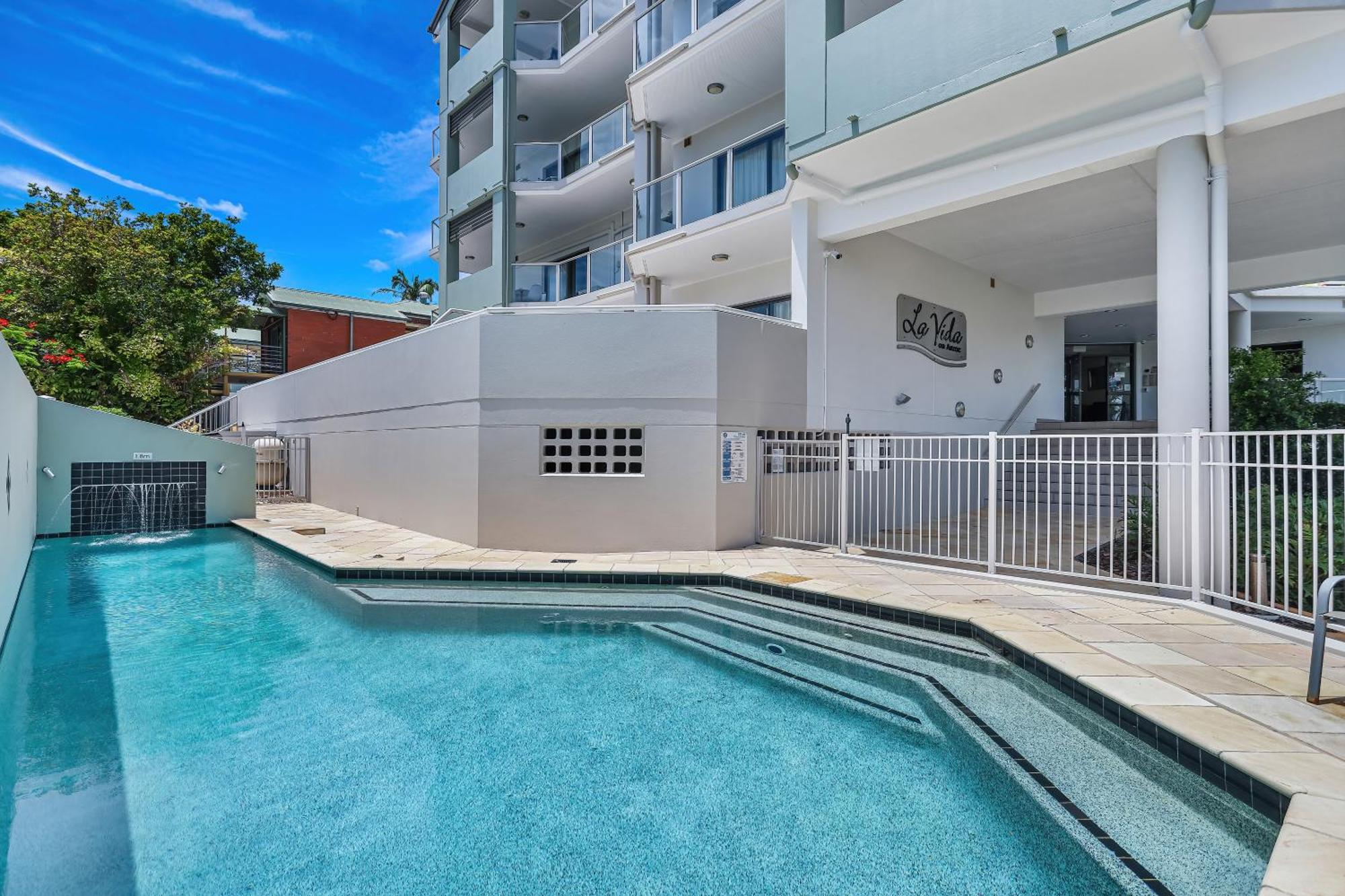 La Vida On Anzac Aparthotel Redcliffe Εξωτερικό φωτογραφία