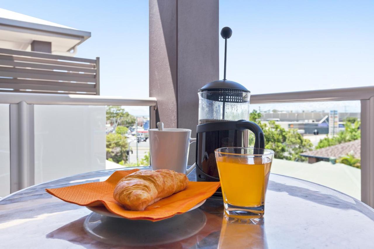 La Vida On Anzac Aparthotel Redcliffe Εξωτερικό φωτογραφία